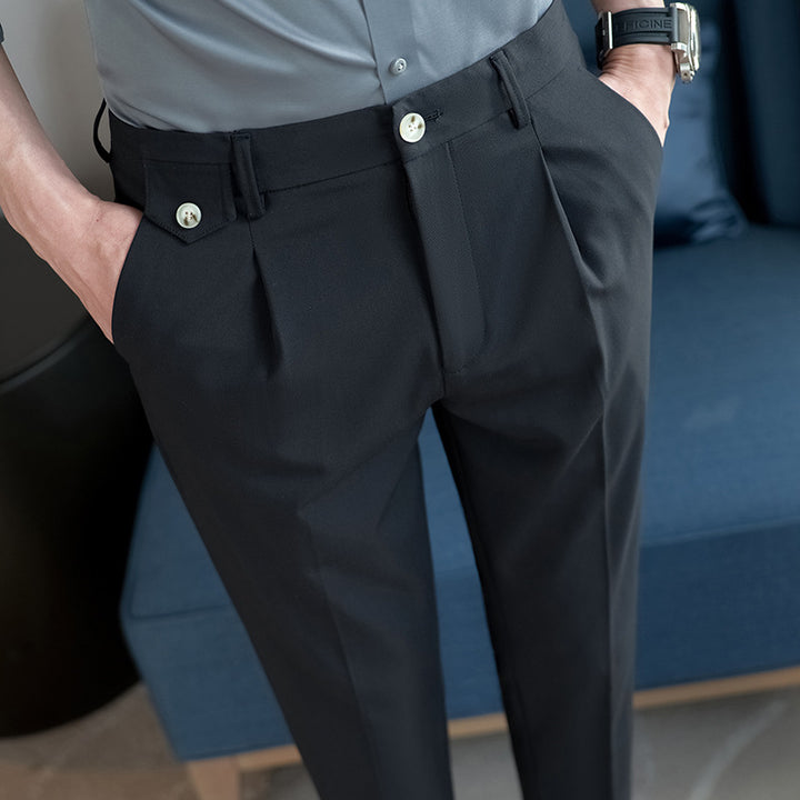 Elegant suit pants for men with modern cut and practical pockets Lune London