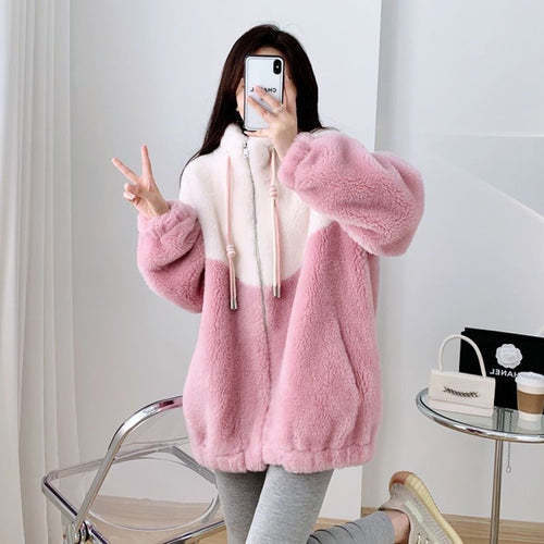 Women’s plush jacket with high closing collar and practical zippered pockets Chic & Stil