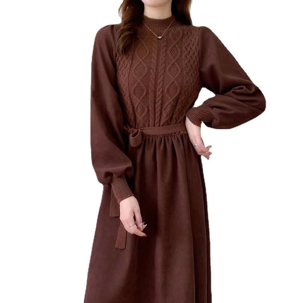 Robe tricotée pour femmes avec corsage texturé et manches bouffantes Chic & Stil