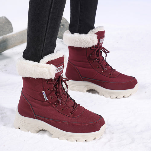 Winter outdoor boots for women with thermal insulating lining and non-slip sole Amarae