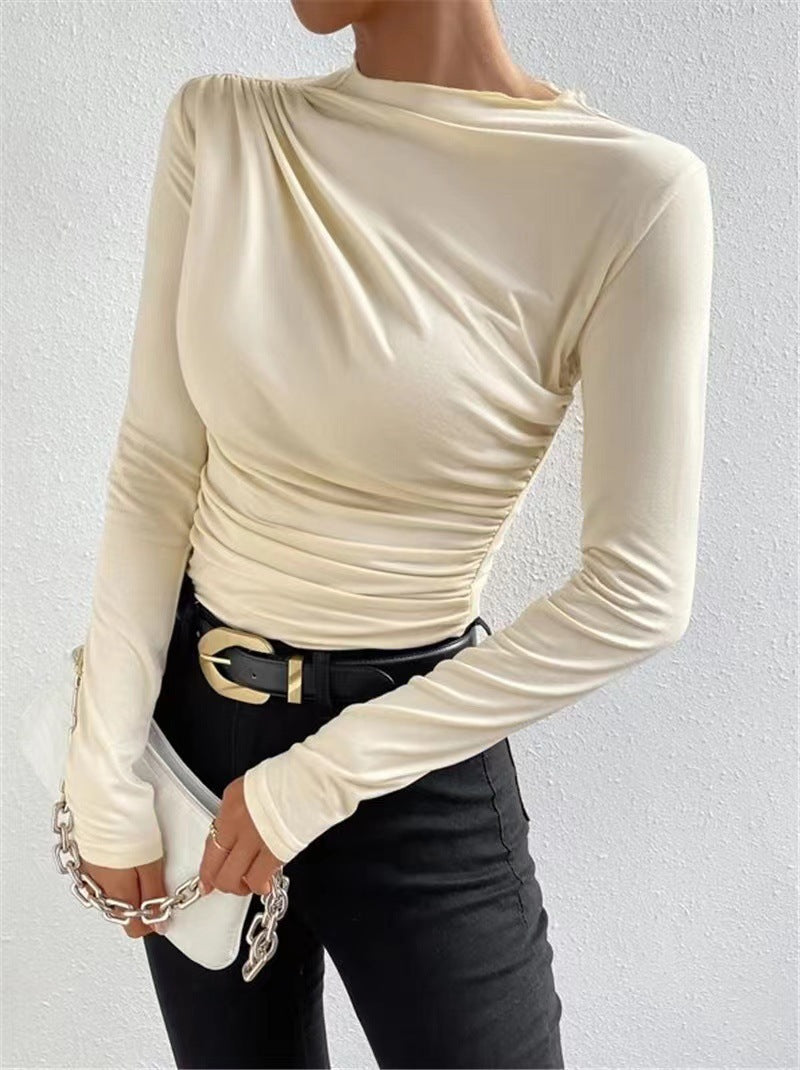 Long sleeve blouse for women with elegant gathered elements and a classic design Lune London