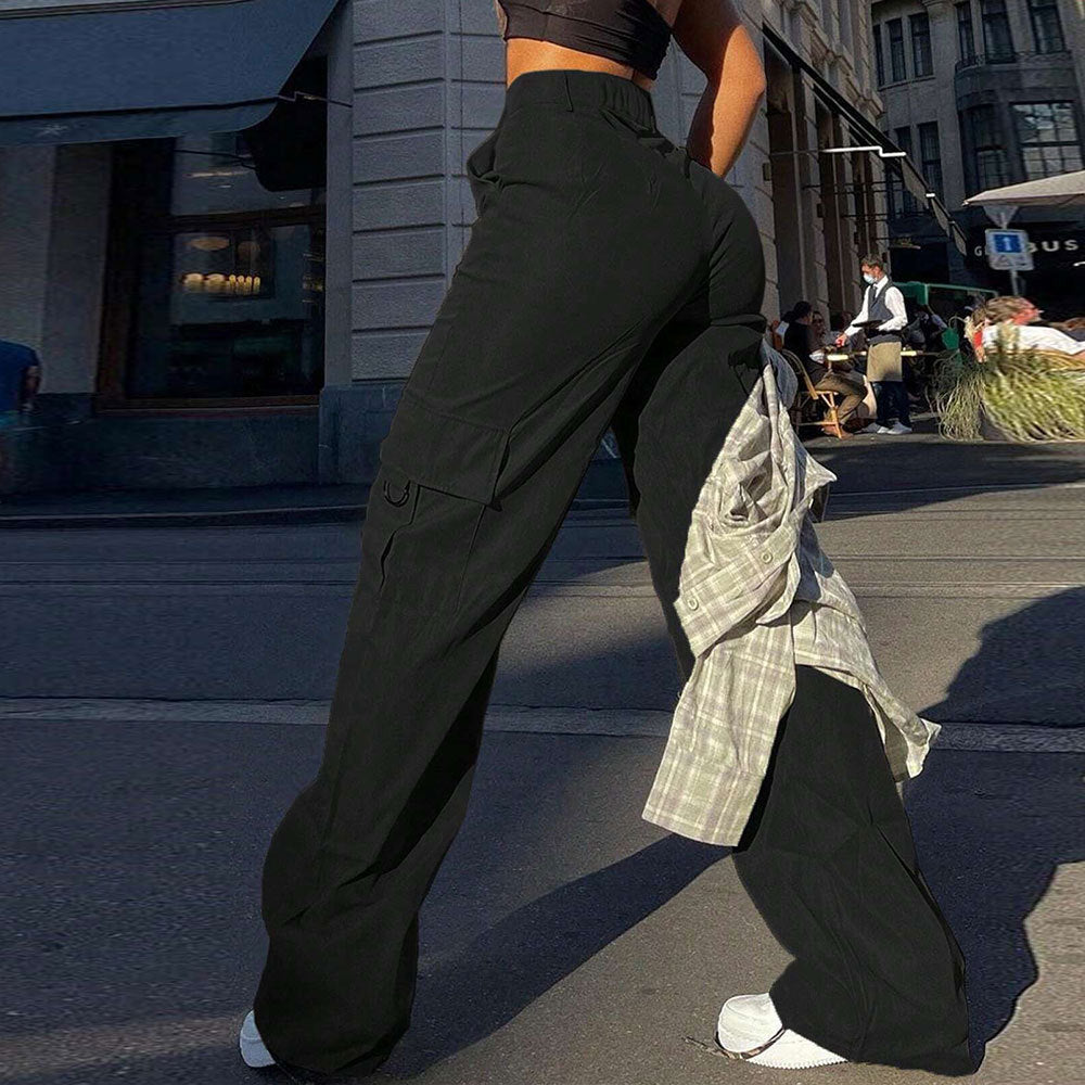 Wide leg cargo pants for women with functional pockets Chic & Stil
