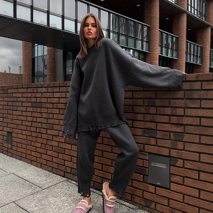 Women's Oversized Knit Set made of Fine Knit with Destroyed Hem, Wide Sweater and Casual Slip-On Pants Amarae
