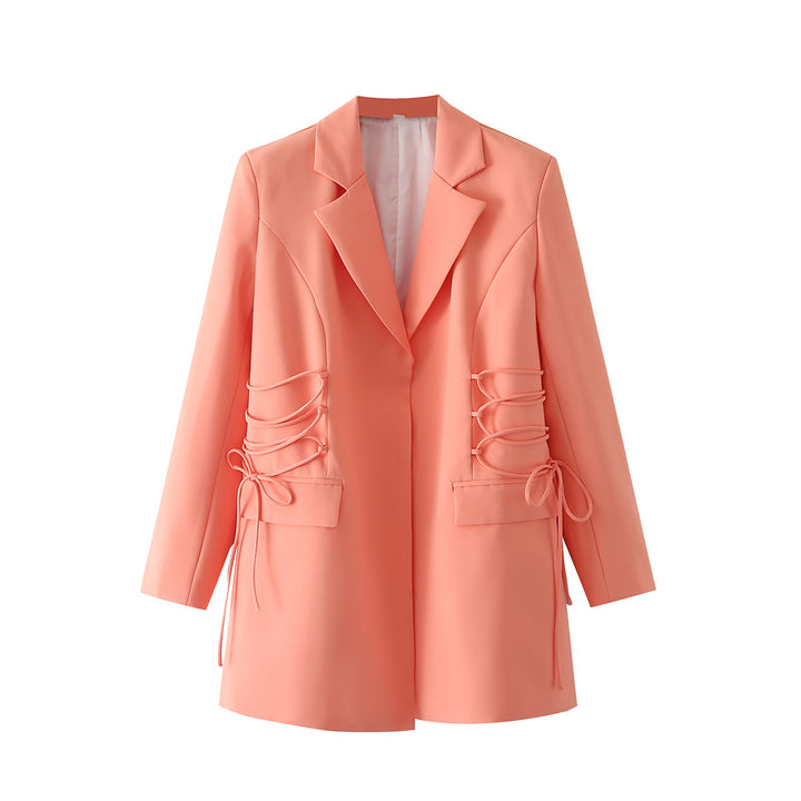 Trendy women's jacket with refined lace details and practical pockets Lune London