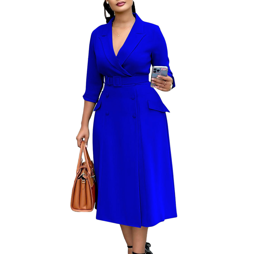 Women's trench coat with belted waist and luxurious details Lune London