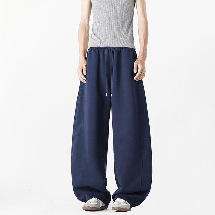 Casual wide pants for men with elastic waistband and practical side pockets Lune London