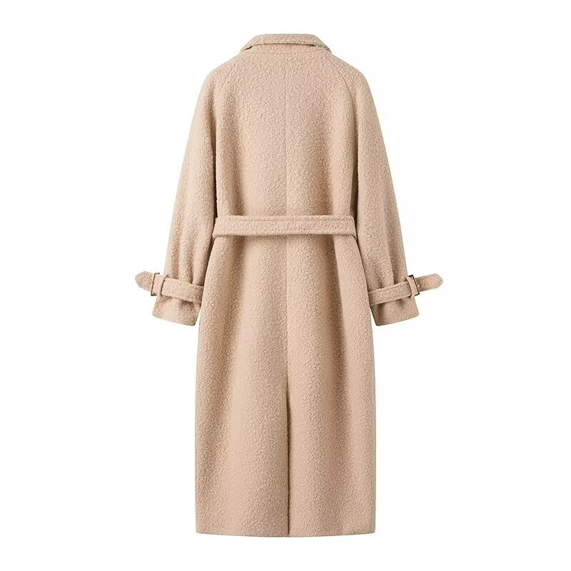 Elegant wool coat for women with belt detail Lune London