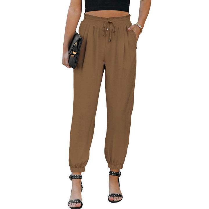 Sporty chino pants for women with elastic waistband and side pockets Lune London