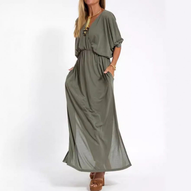 Casual maxi dress for women with V-neck and side slits Lune London