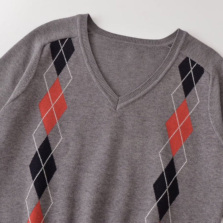 Women's V-Neck Sweater with Diamond Pattern and Casual Oversized Cut Amarae