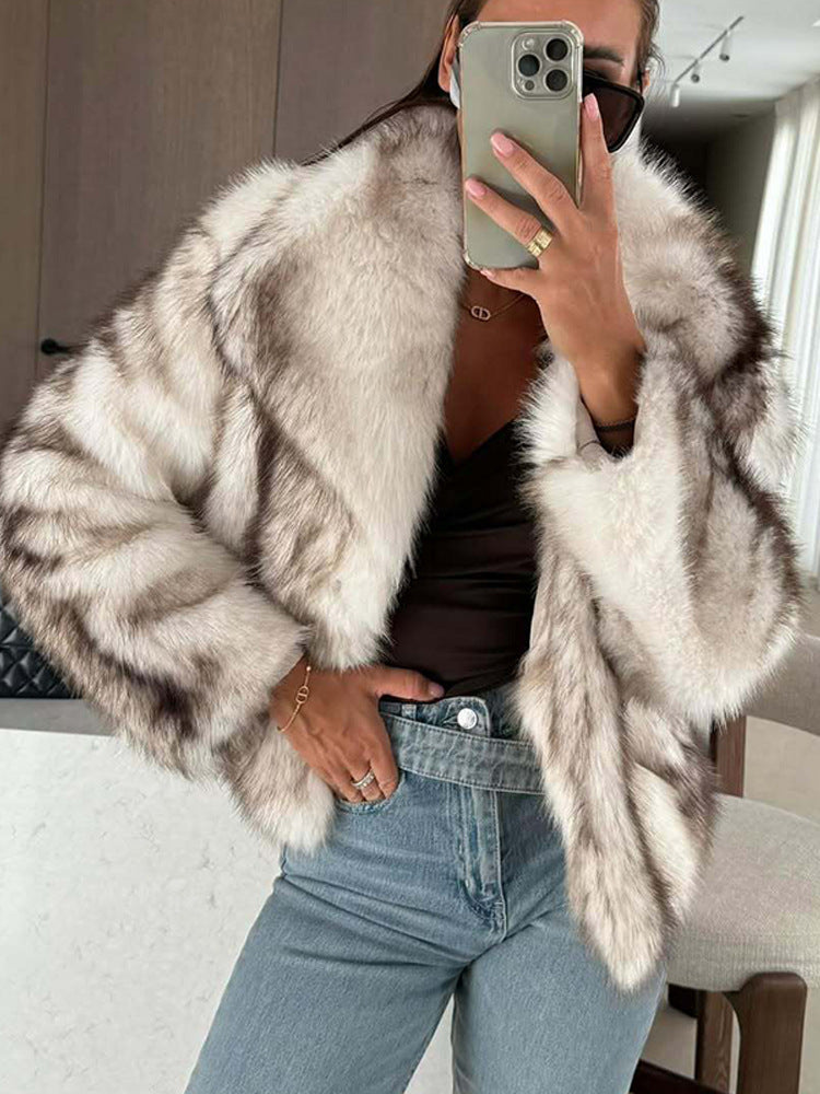 Ladies elegant faux fur jacket Lune London