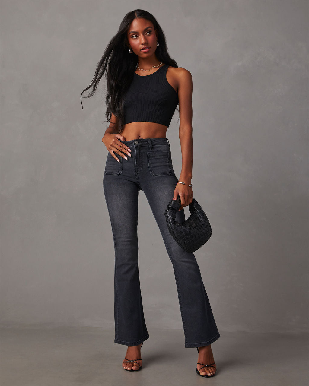 High-waisted flared jeans for women with a perfect cut and stretchy fit Chic & Stil