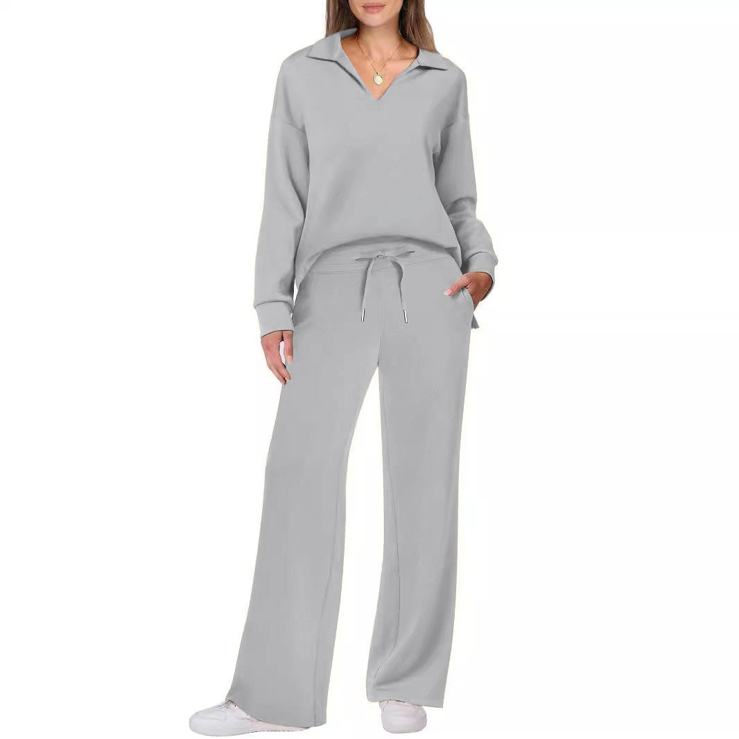 Casual set for women consisting of an oversized sweater and wide jogging pants Lune London