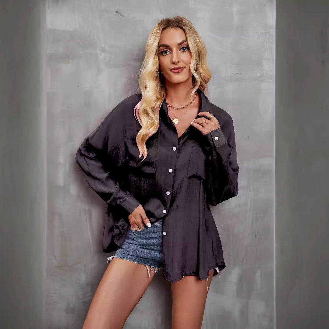 Airy and chic women's blouse with chest pockets Lune London