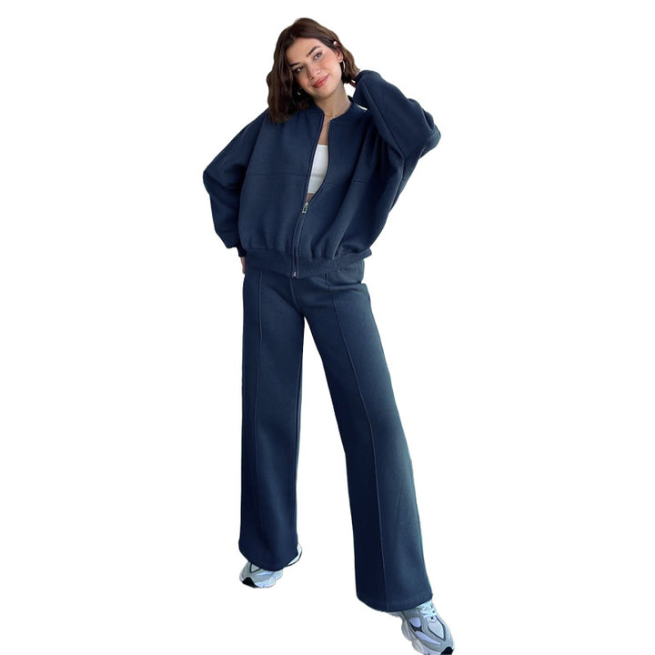 Casual set for women in soft terry fabric with a high collar and a loose fit Lune London