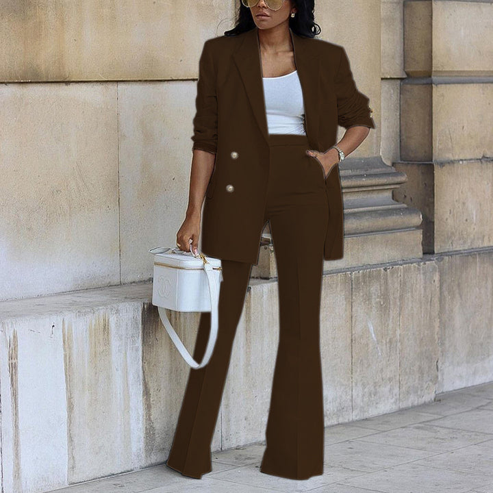 Elegant blazer set for women with wide legs and belt at the waist Lune London