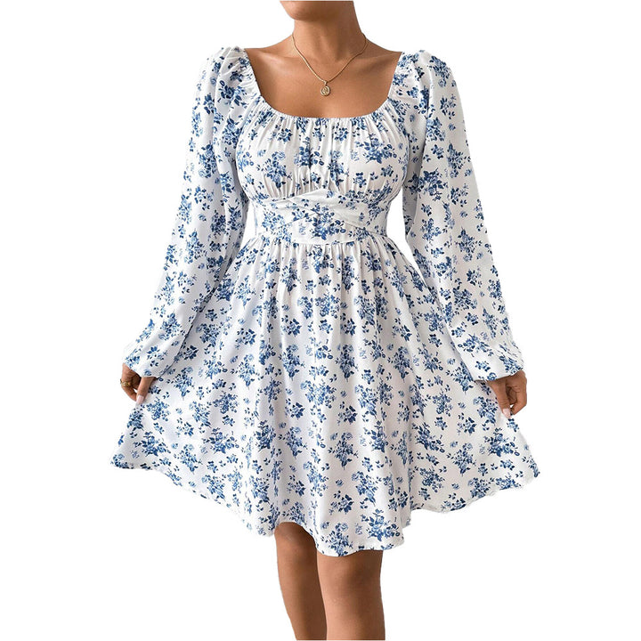 Robe d'été pour femmes avec accents floraux et manches longues Chic & Stil