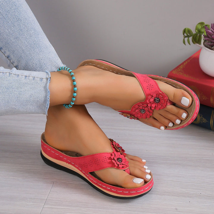 Lune London open toe heeled sandals for women decorated with flowers