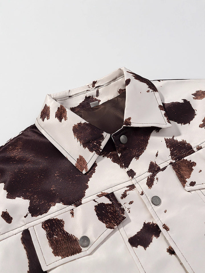 Casual denim jacket for women with a modern design in cow print Lune London