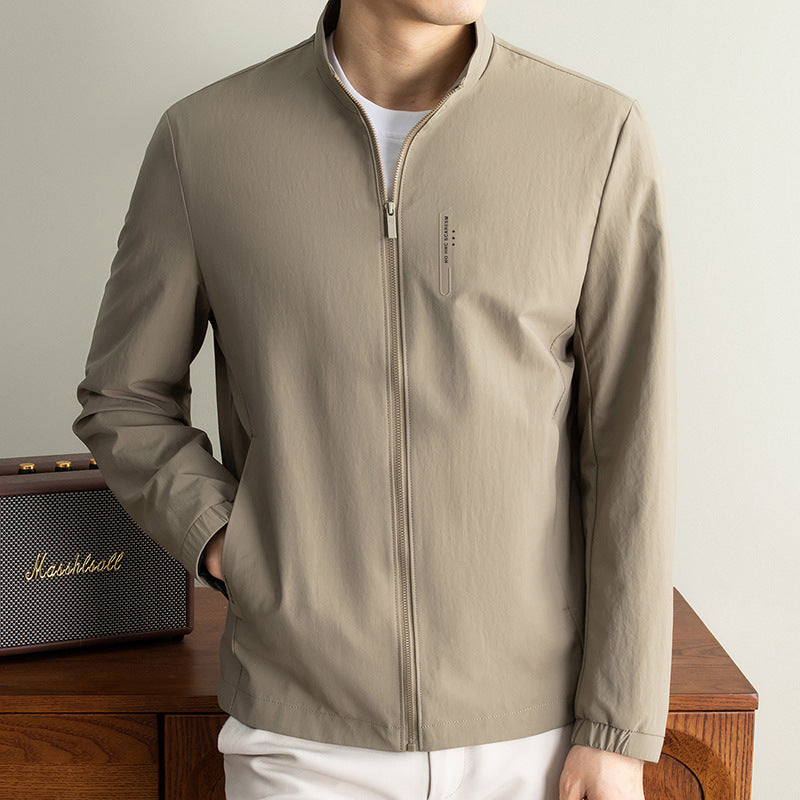 Men's lightweight technical transitional jacket with stand-up collar, wind- and water-repellent surface, and elastic cuffs Amarae