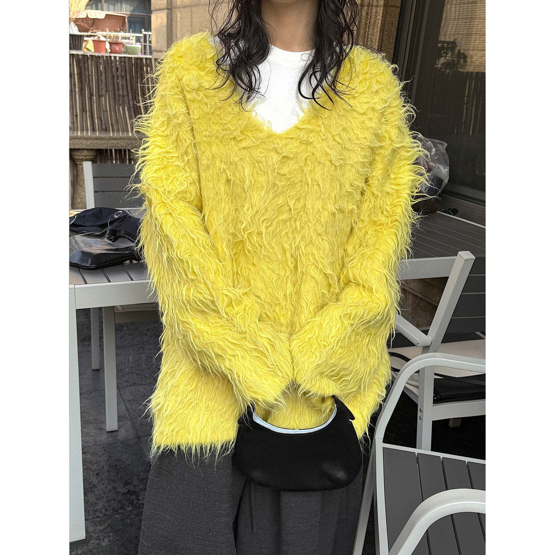 Women's Fluffy V-Neck Sweater in Shaggy Look Amarae