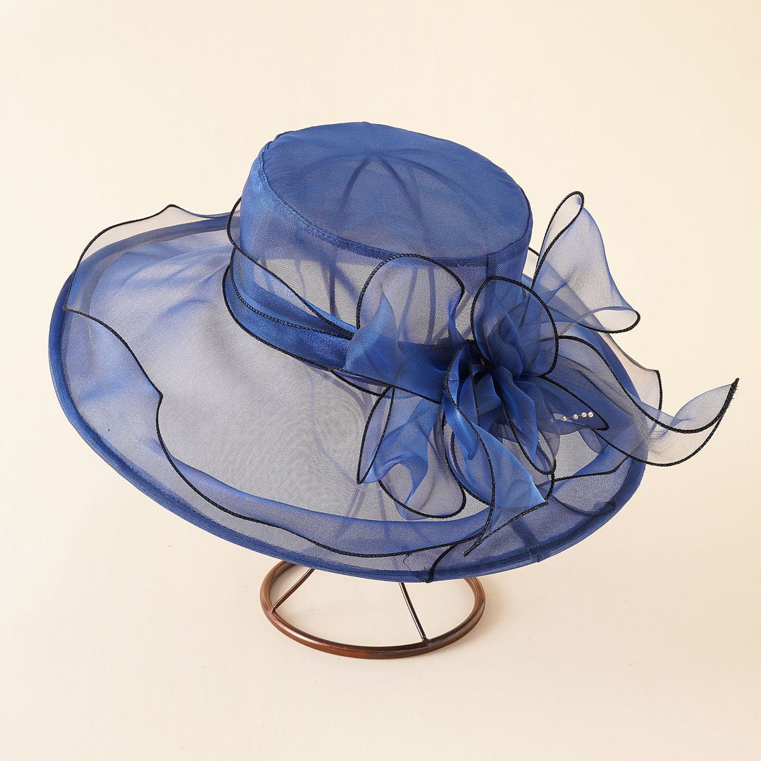 Ladies Elegant Sun Hat with Fine Mesh Structure and Romantic Bow Elements Lune London
