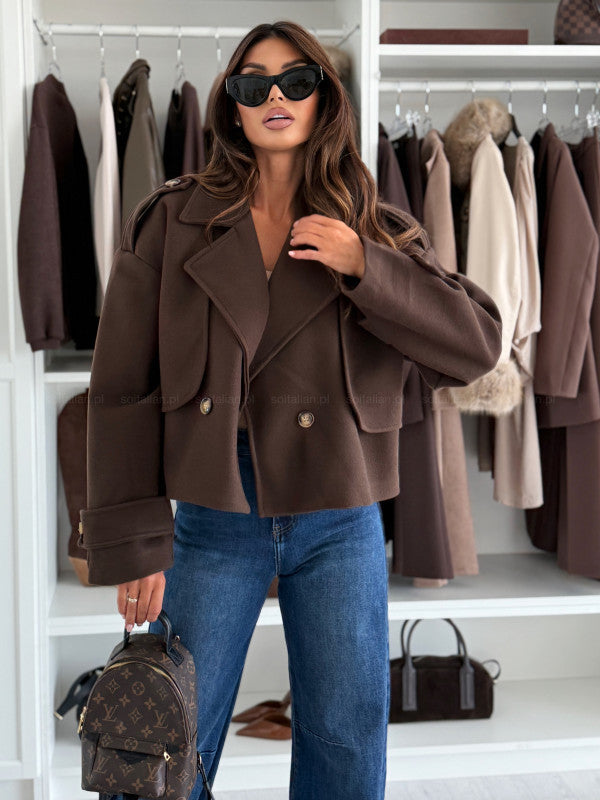 Veste en laine surdimensionnée pour femmes avec larges revers Chic & Stil