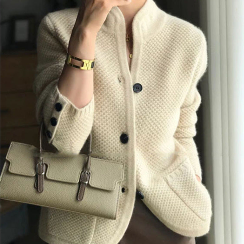 Blazer en tricot à la mode pour femmes avec poches et fermeture à boutons Chic & Stil