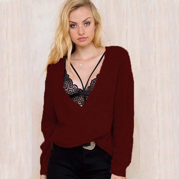Thick knit sweater for women with V-neck and dropped shoulders Lune London