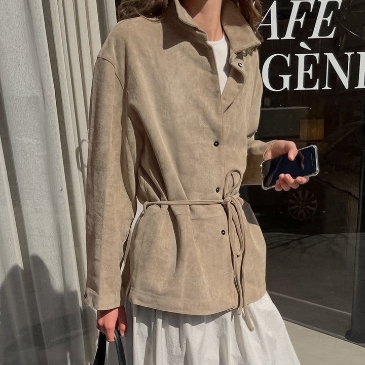 Velvet jacket for women with a belted waist and elegant details Lune London