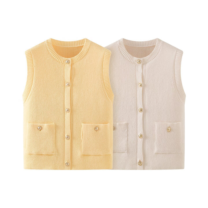 Sleeveless vest for women with button details and practical pockets Lune London