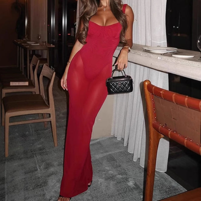 Ladies Elegant Floor-Length Dress with Fine Spaghetti Straps and Refined Cut Lune London