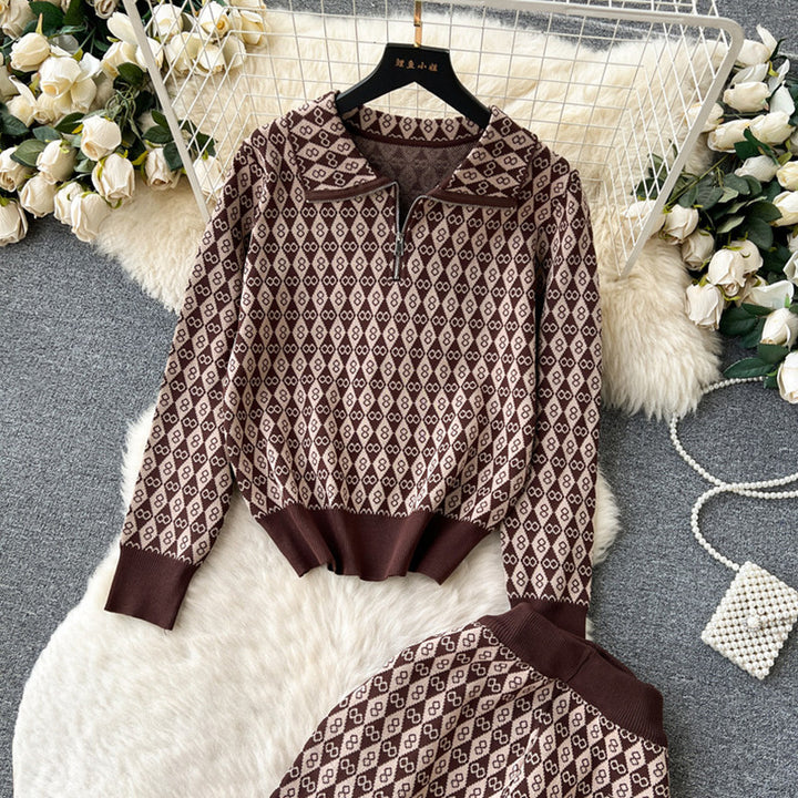 Elegant loungewear set for women with shiny pattern and elastic waist Lune London