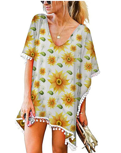 Tunique de plage pour femmes avec design floral et style poncho Chic & Stil