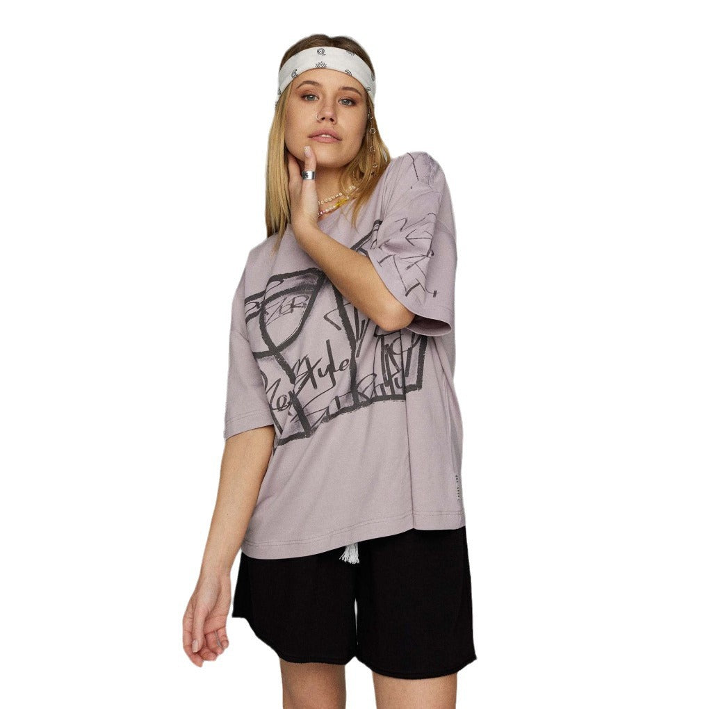 Oversized women's T-shirt with Lune London graphic print