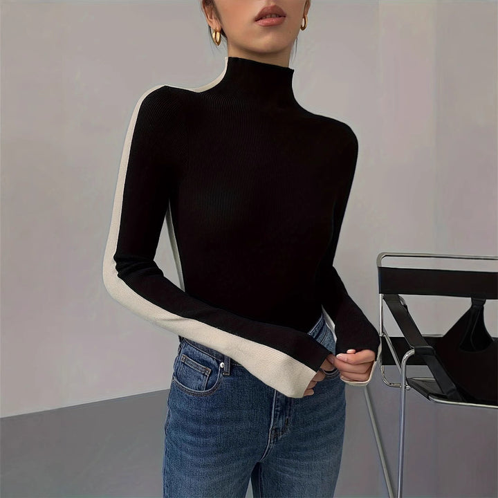 Pull à col roulé de haute qualité pour femmes avec des manches contrastées Chic & Stil