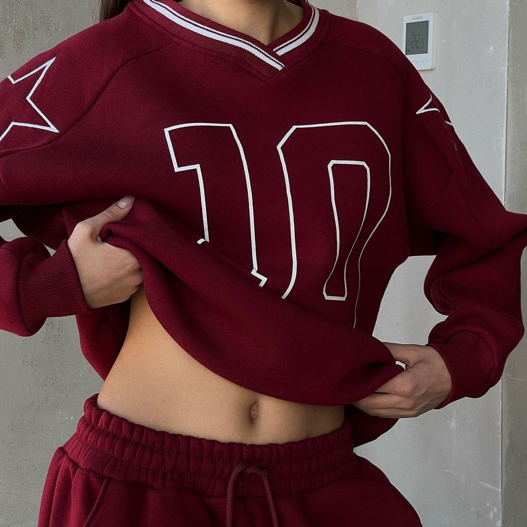 Women's sporty leisure set with a loose fit and a casual chic design