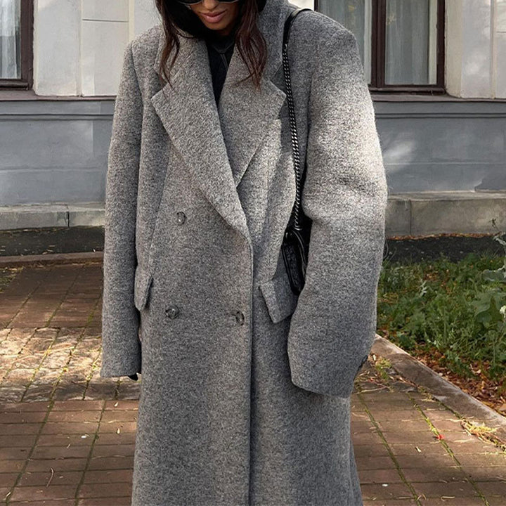 Oversized wool coat for women with elegant design Amarae