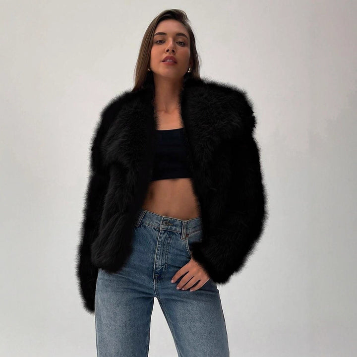 Women Cropped Faux Fur Jacket with Puffy Sleeves Lune London