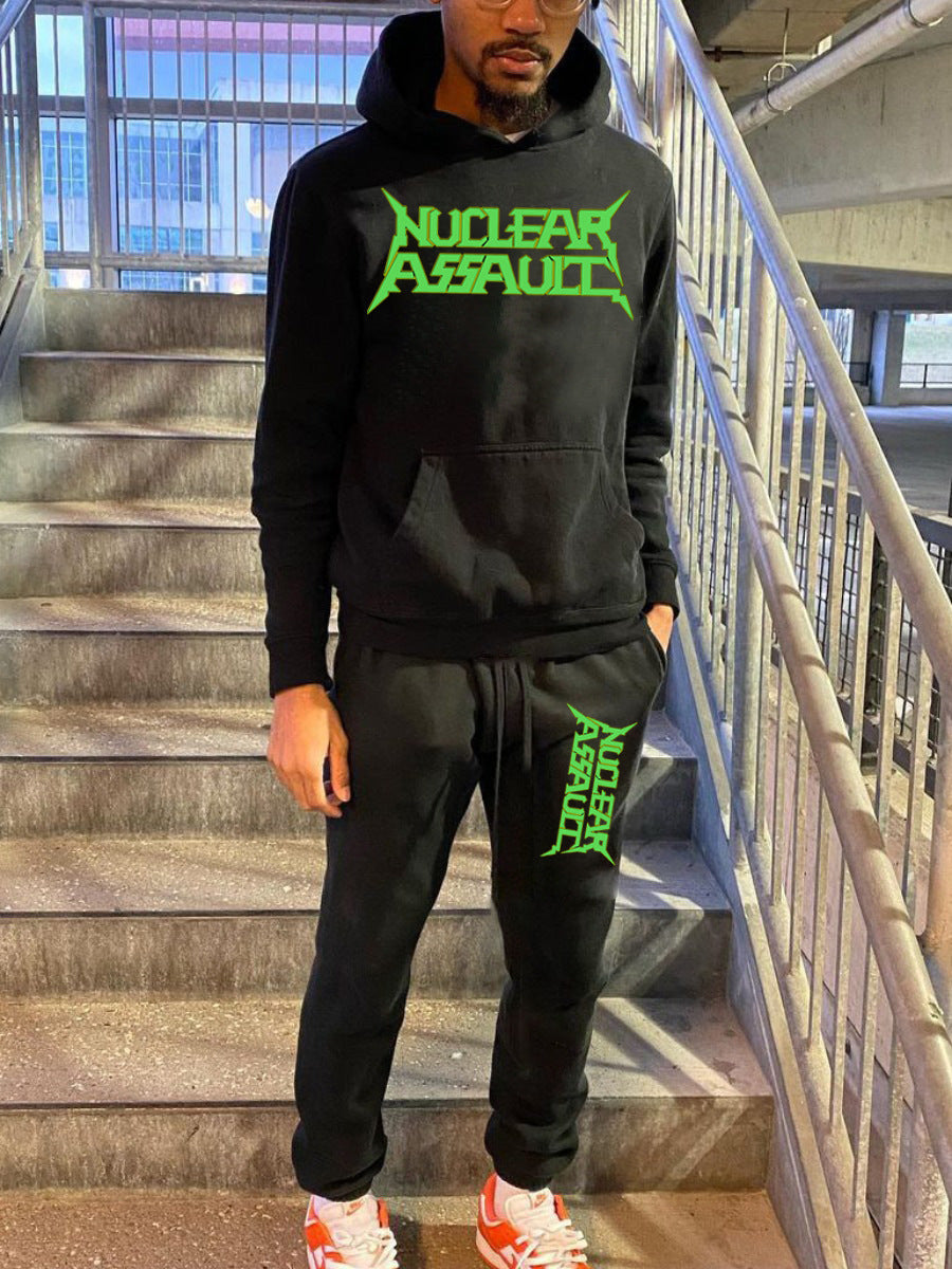 Men's hoodie and jogger pants set with eye-catching front print Lune London
