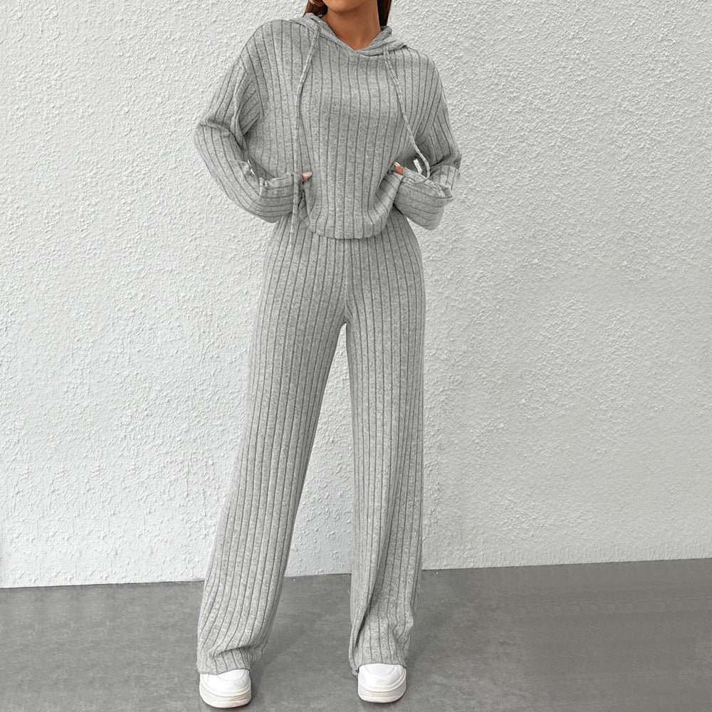 Ensemble en laine confortable pour femmes avec hoodie décontracté et pantalons larges Chic & Stil