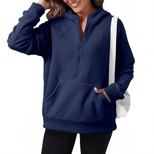 Fleece hooded sweatshirt for women with practical kangaroo pocket Lune London