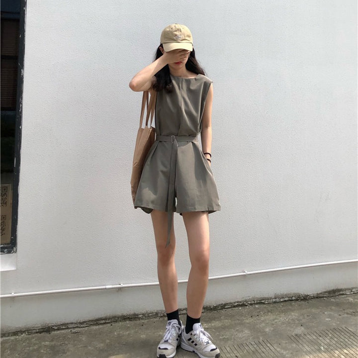 Women's jumpsuit with tailored design and practical pockets Lune London