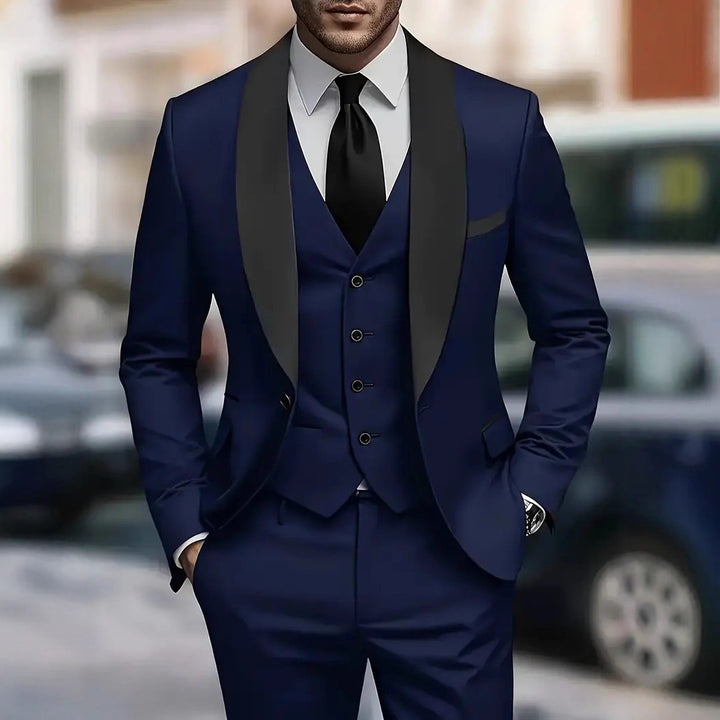 Elegant men's three-piece suit set with satin vest Lune London
