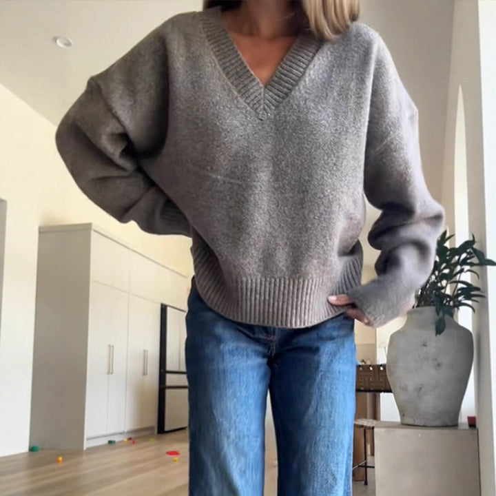 Women Oversized V-Neck Knit Sweater with Ribbed Hem Amarae
