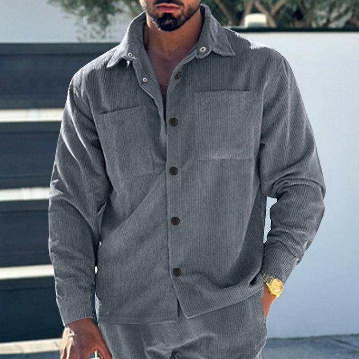 Casual corduroy jacket for men with practical chest pockets Lune London