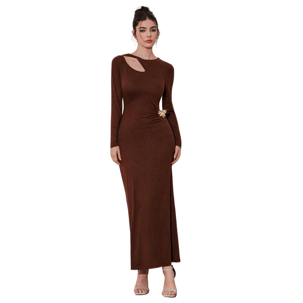 Robe maxi femme avec décolleté asymétrique et drapage sexy Chic & Stil