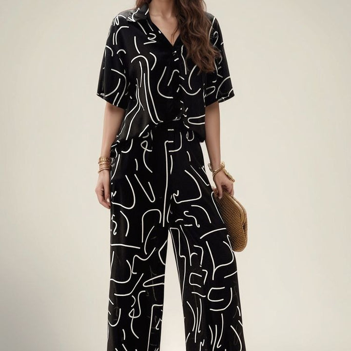 Loose loungewear set with abstract print Lune London for women
