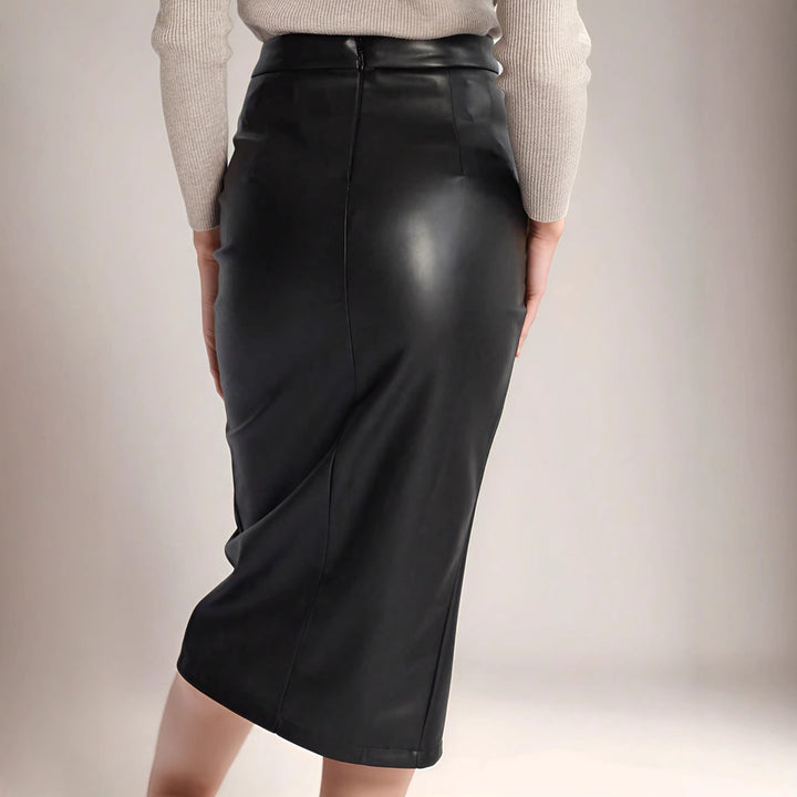 Chic and elegant draped midi skirt in faux leather for women