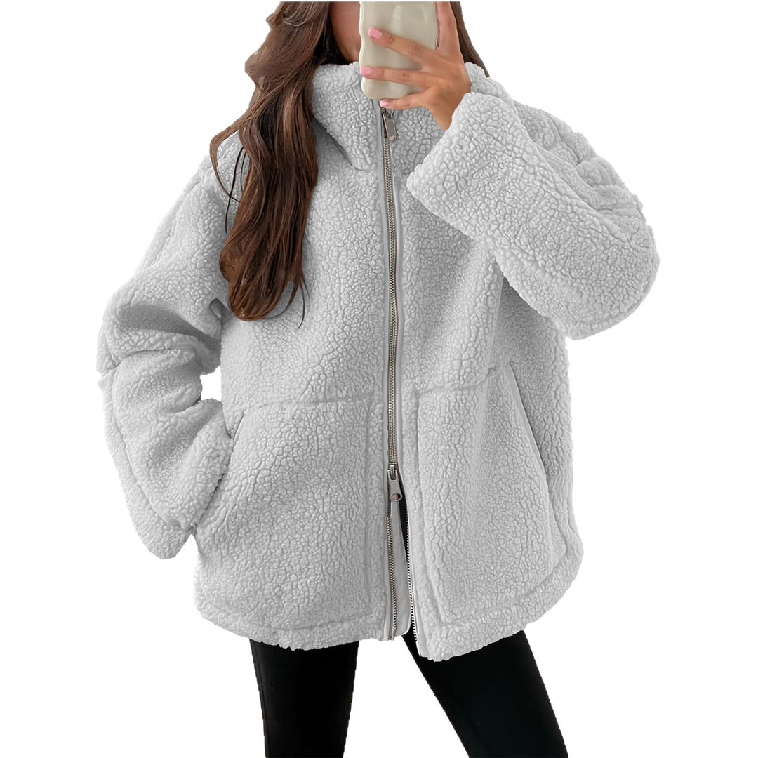 Cozy fleece jacket for women with high collar and practical pockets Lune London